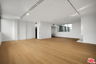 Building Photo - 17352 Sunset Blvd