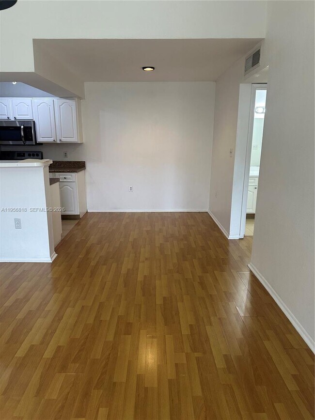 Building Photo - 15560 SW 104th Terrace