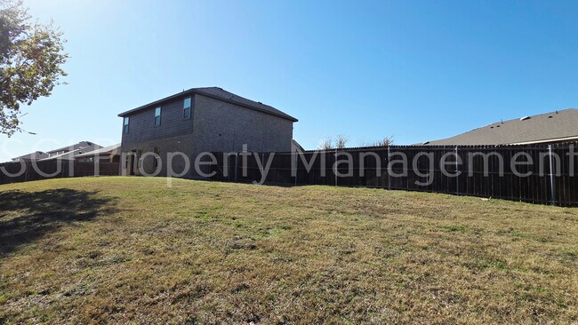 Building Photo - 1212 Bronze Ln