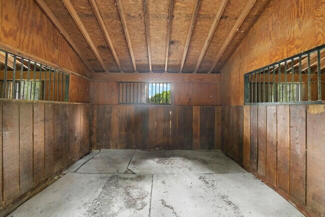 Building Photo - 14996 50th St S