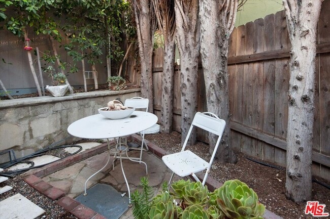 Building Photo - 3479 Oak Glen Dr