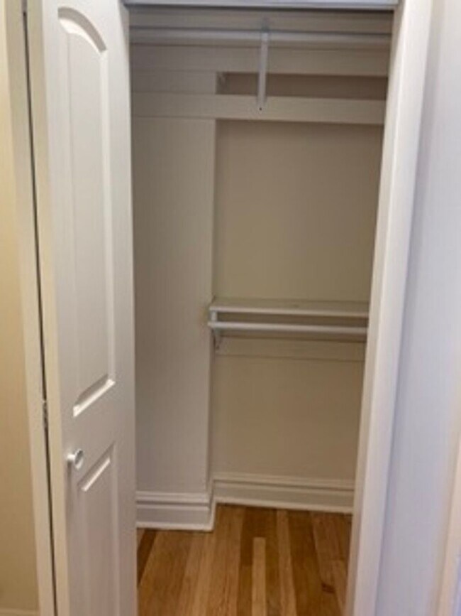 Building Photo - NEW Kitchen and Bath - Amazing Studio with Private Sleeping Space (see video)