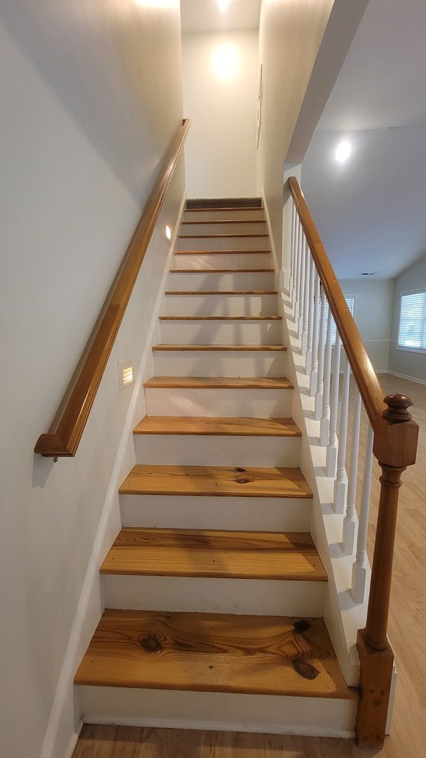 Building Photo - Bright and spacious 3BR/2ba in Lindley Park!