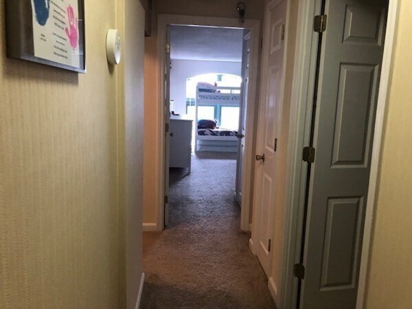 Building Photo - 200 Market St