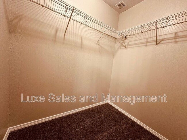 Building Photo - 3615 Janus