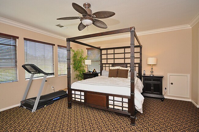 Building Photo - Simply Gorgeous 4+ BR Home with many Amenities!!!