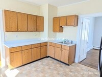 Building Photo - 22 E Summer St