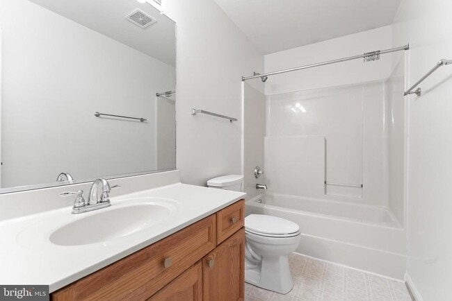 Building Photo - 10105 Cotter Ct