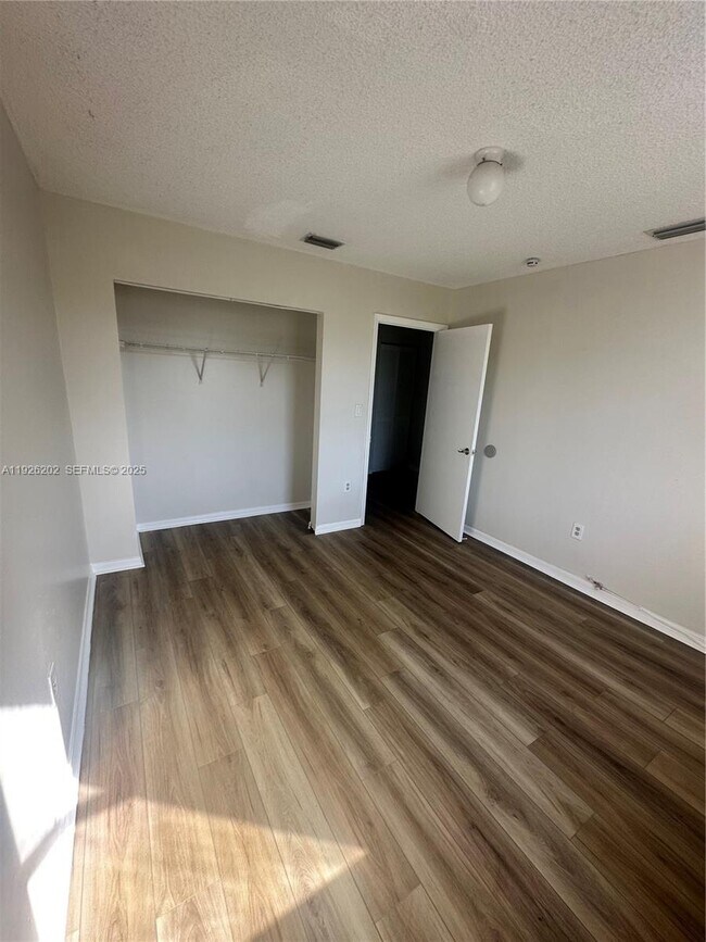 Building Photo - 27347 SW 117th Pl