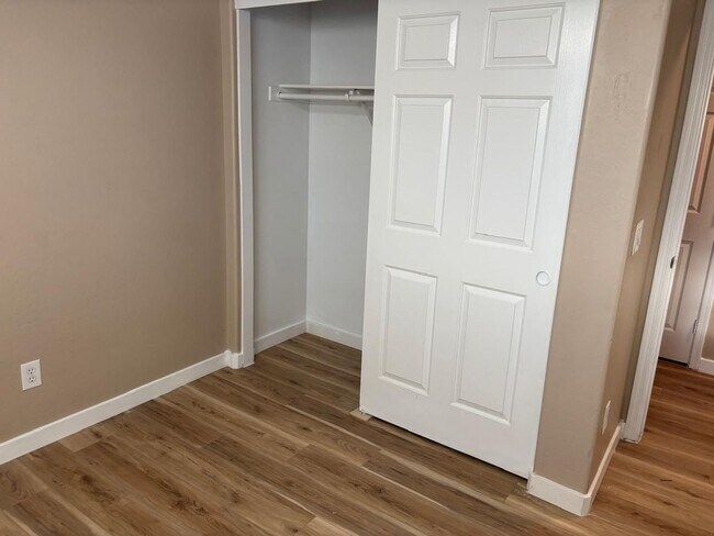 Building Photo - Charming 3BR House in Phoenix