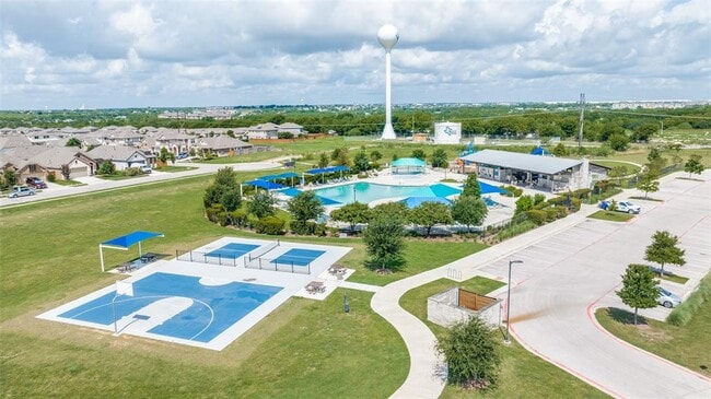 Building Photo - 874 Spinnaker Loop