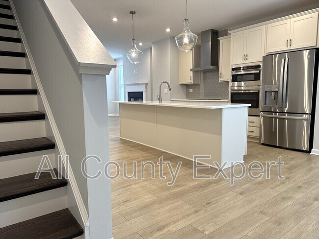Building Photo - 2817 Beacon Bend Xing