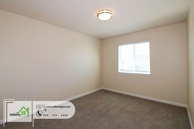 Building Photo - 810 Mission De Oro Dr