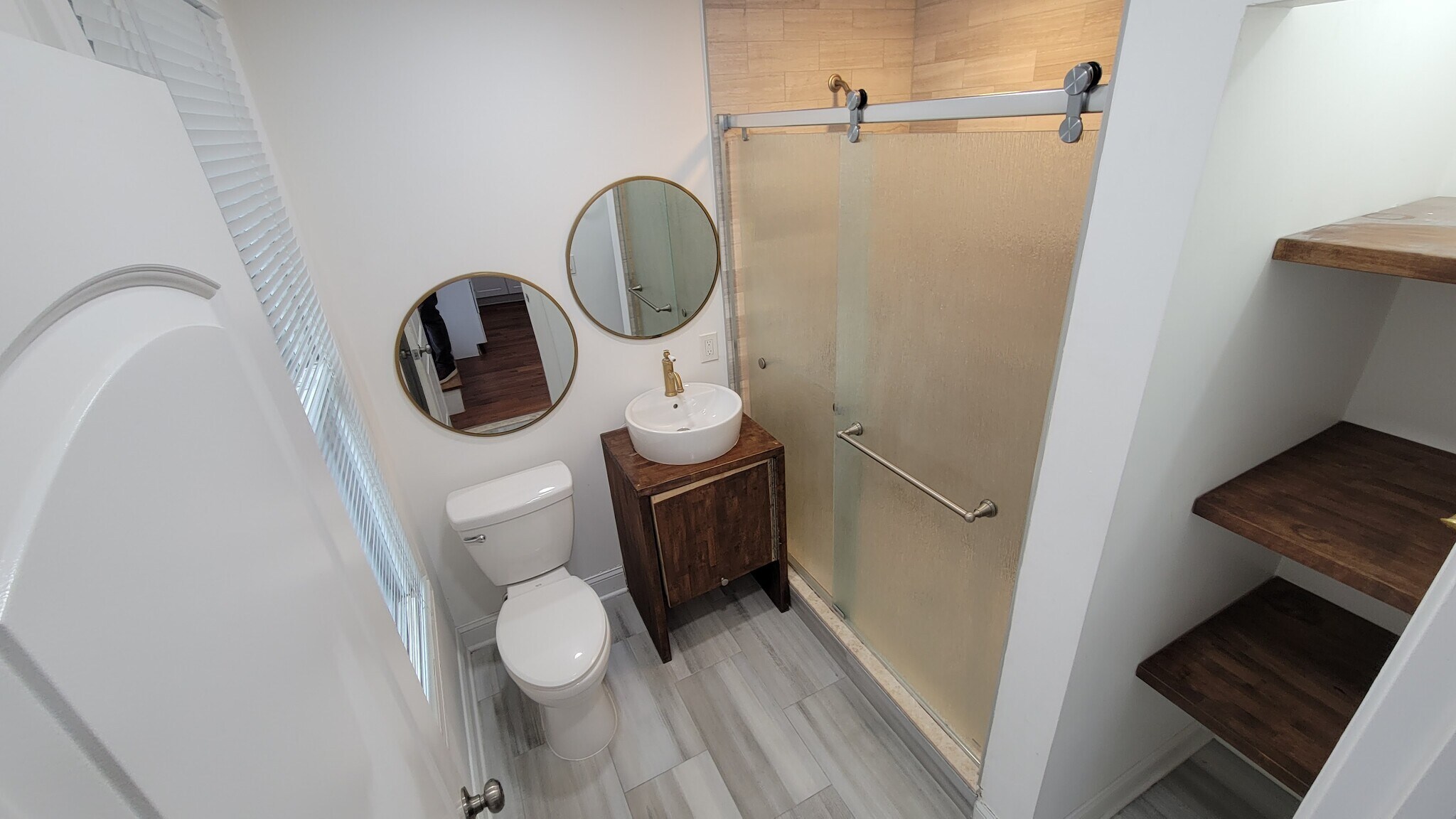 Building Photo - 19 70th St