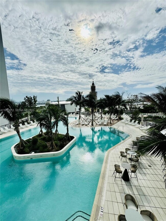 Building Photo - 159 NE 6th St