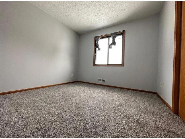 Building Photo - 3288 Dodd Ln