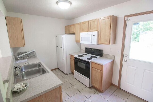 Building Photo - 1529 Bodie Dr