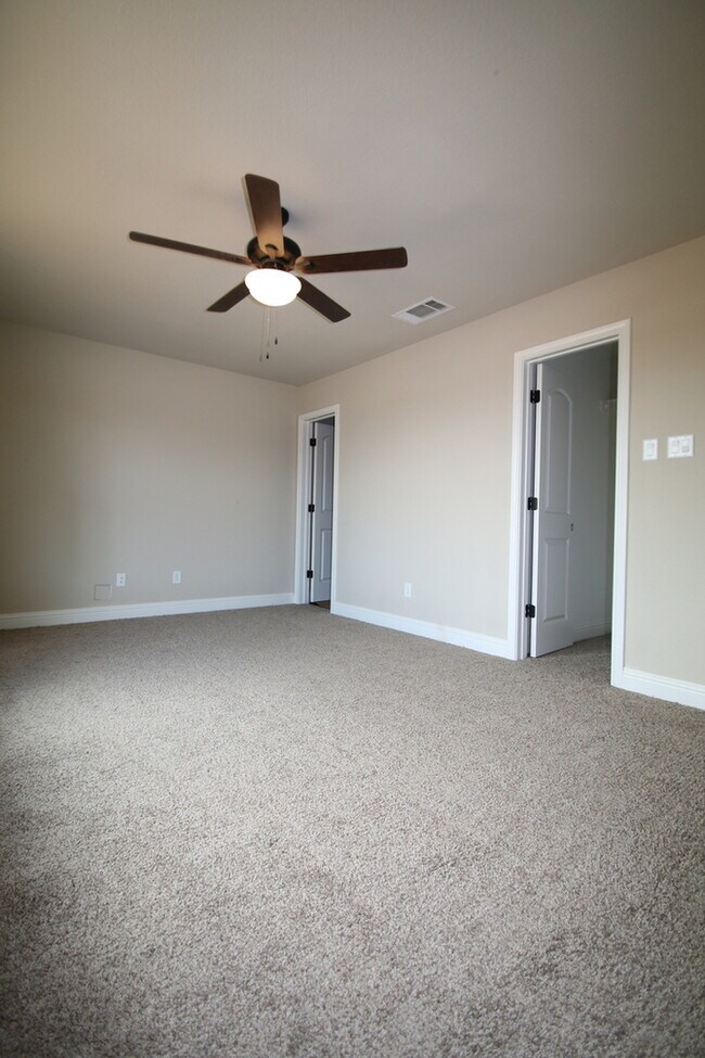 Building Photo - Life is Better by the Lake Gorgeous 3-Bedroom Duplexes in Azle