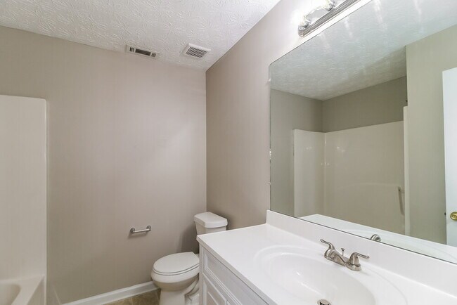 Building Photo - 1453 Virgil Pond Ln