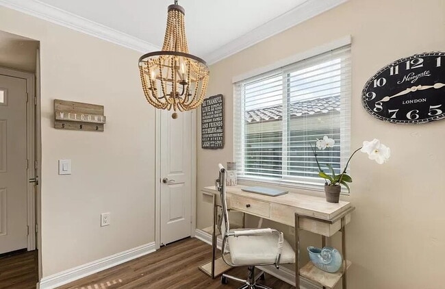 Building Photo - Upscale Living at Its Finest