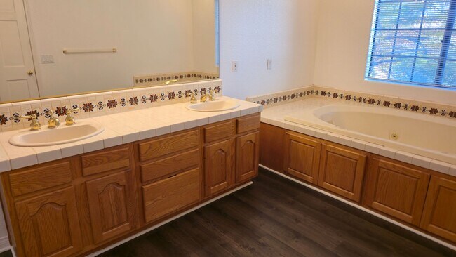 Building Photo - Bell Canyon 5-Bedroom Home with Panoramic Valley Views – Expansive Yard & Gated Community