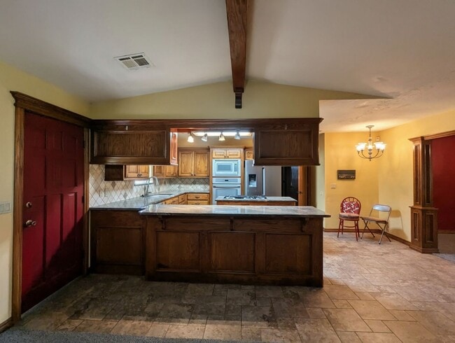 Building Photo - Quiet Country Living with Space, Privacy & Modern Comforts