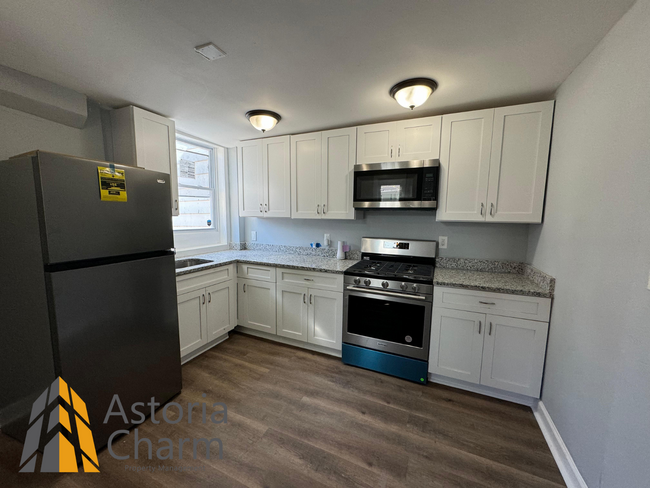 Primary Photo - Newly Renovated 3BD/1.5BA townhome in Balt...