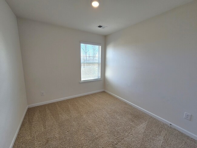 Building Photo - 211 Belmar Rd