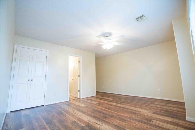Building Photo - 7824 Comal St