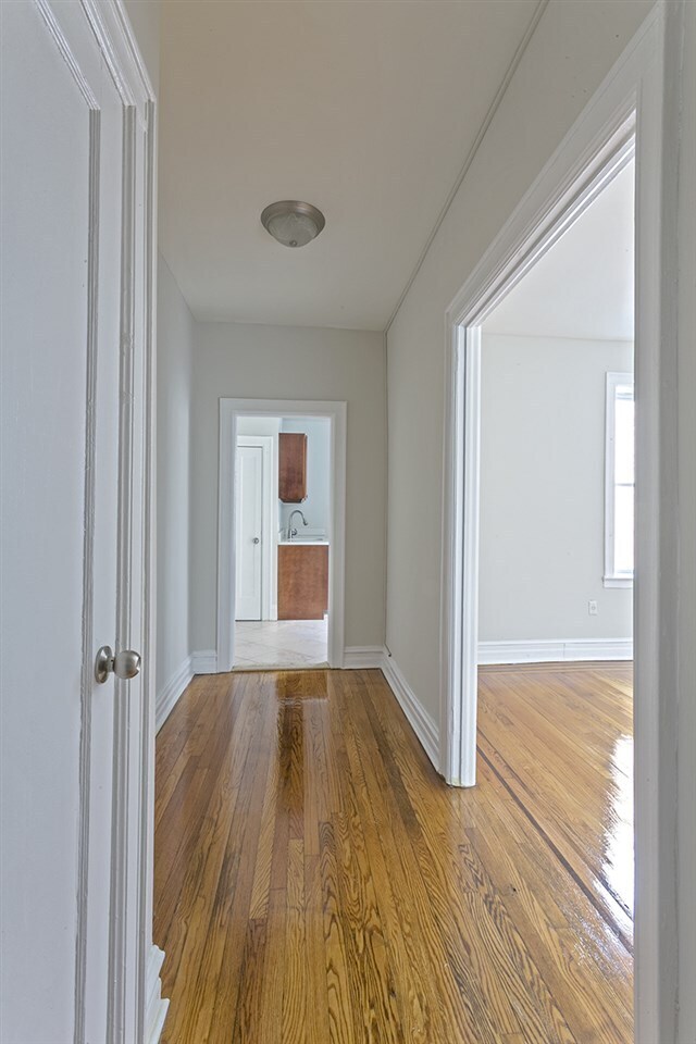 Building Photo - 340 Fairmount Ave