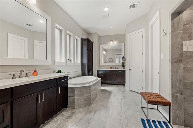 Building Photo - 13683 Wayside Ln