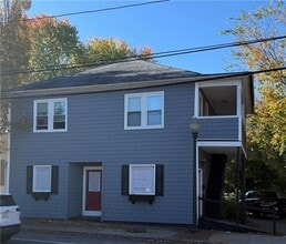 Building Photo - 692 East Ave