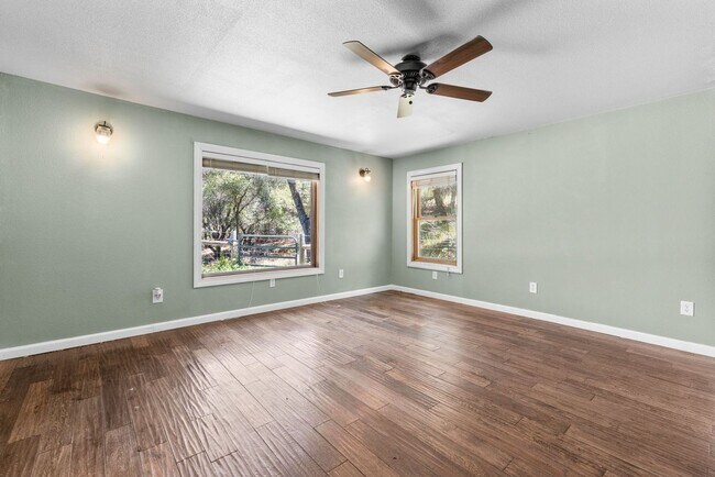 Building Photo - Private Gated 3BD/2BA Home on Acreage – Close to Bear River Highschool