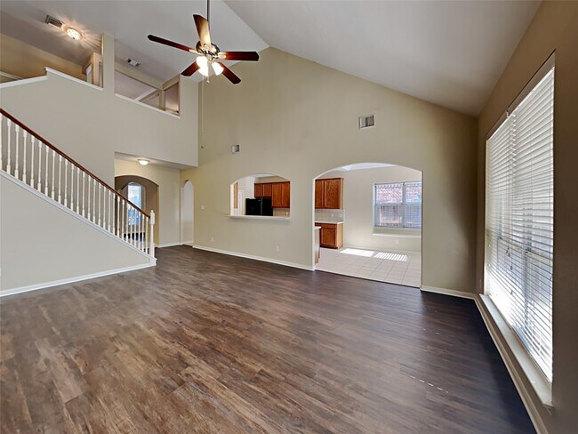 Building Photo - 25803 Bayou Arbor Ln