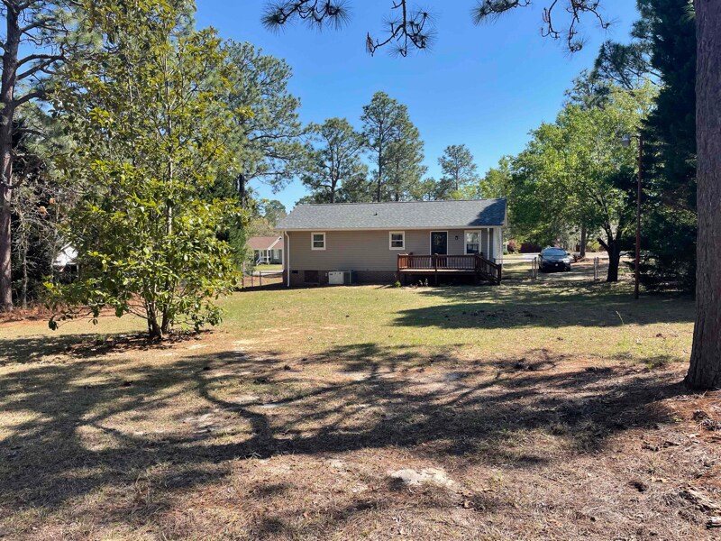 Building Photo - 1040 Wellington Dr