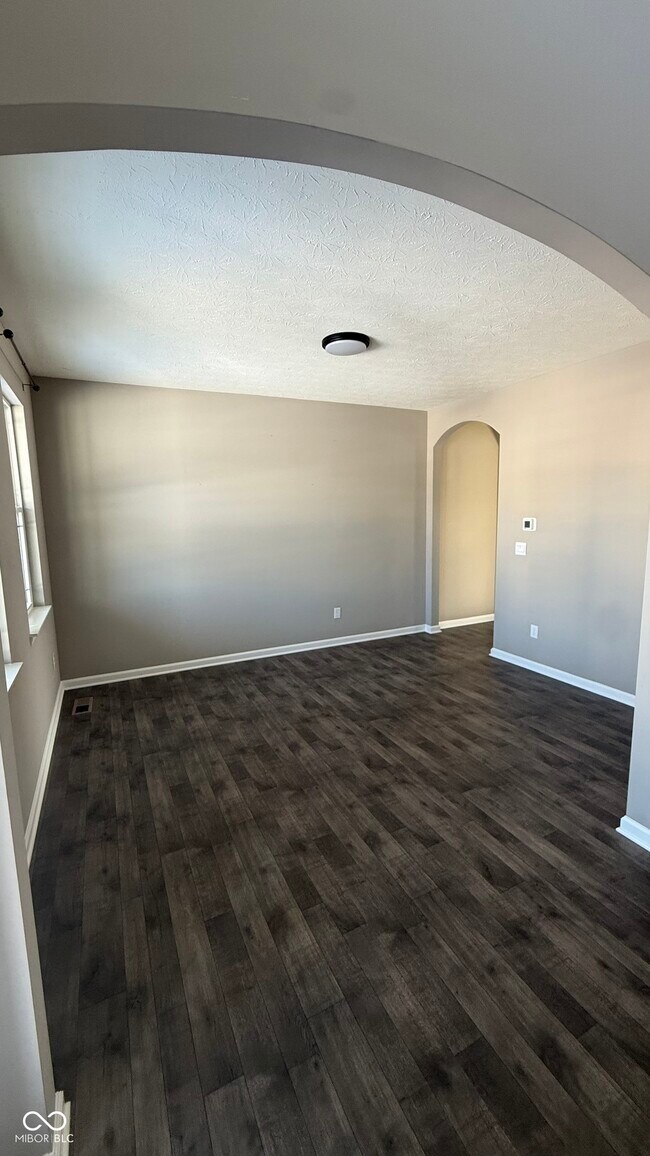 Building Photo - 6923 Bryant Pl