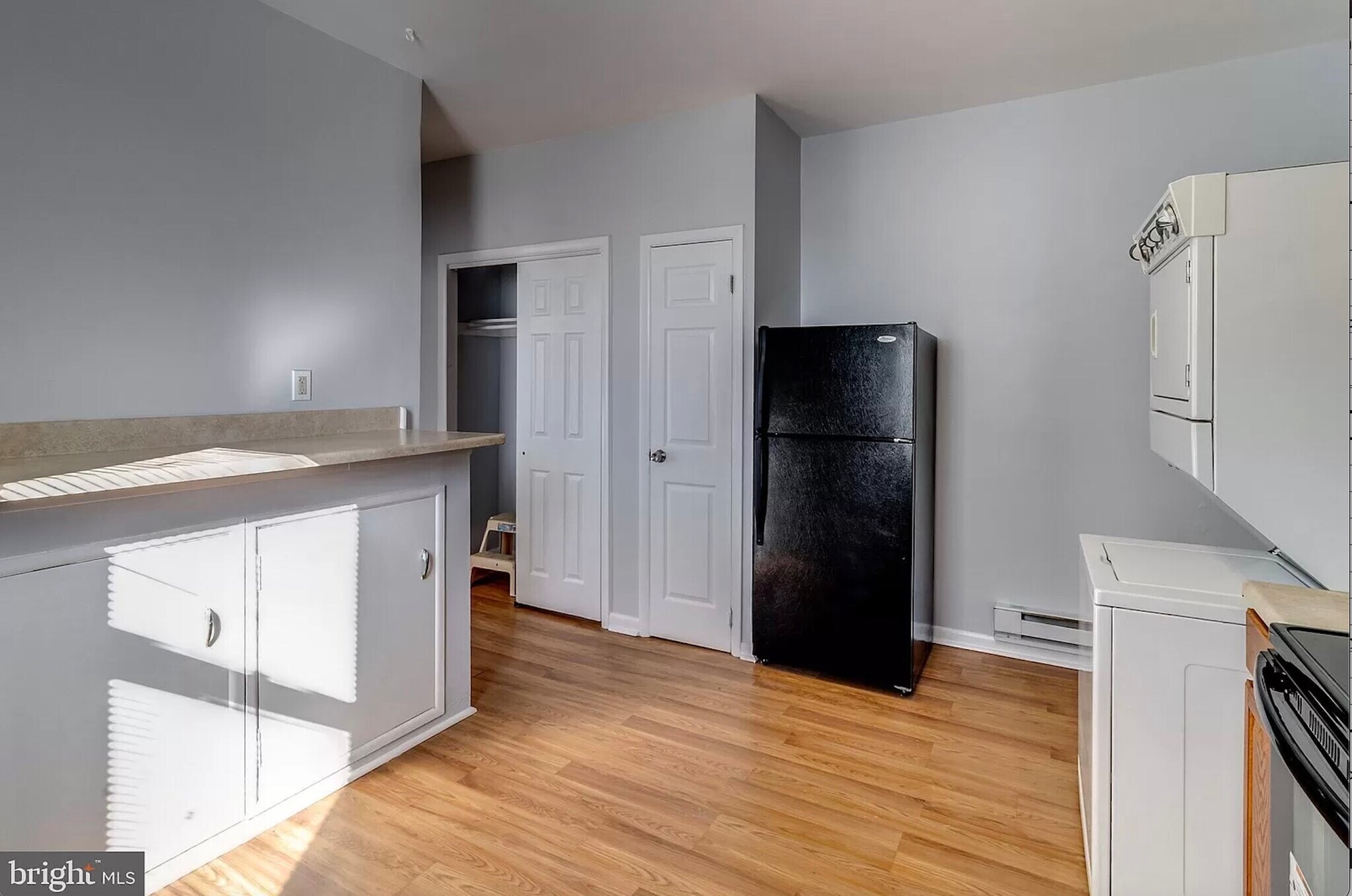 Building Photo - 6729 Youngstown Ave