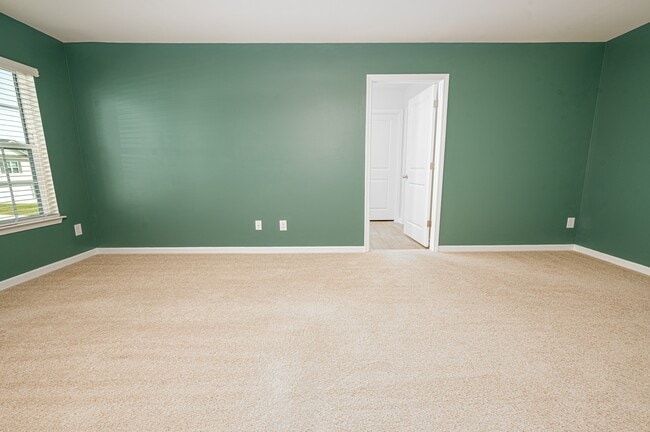 Building Photo - 4016 Madeline Farm Blvd
