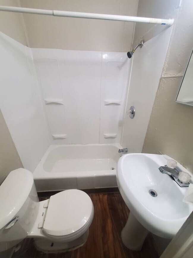 Building Photo - 4239-4241 W 24th St