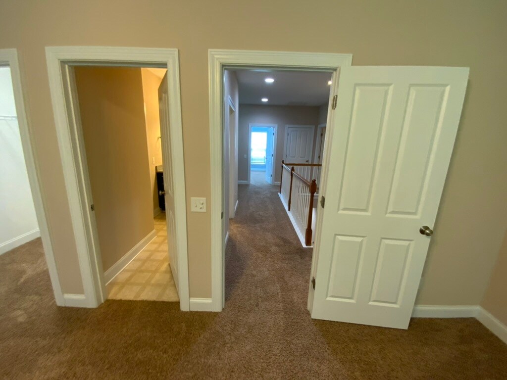 upstair - bedroom2 - 10220 vanguard pkwy