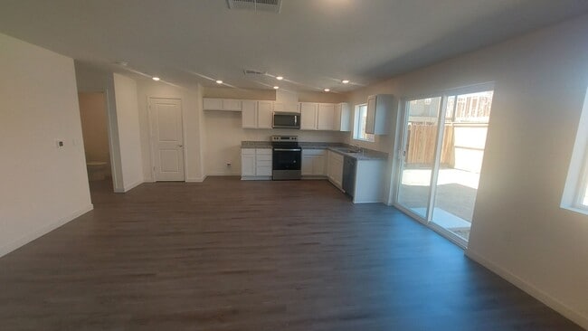 Building Photo - Brand New 4bedroom, 2.5bath in West Roseville