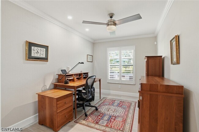 Building Photo - 4945 Cougar Ct S