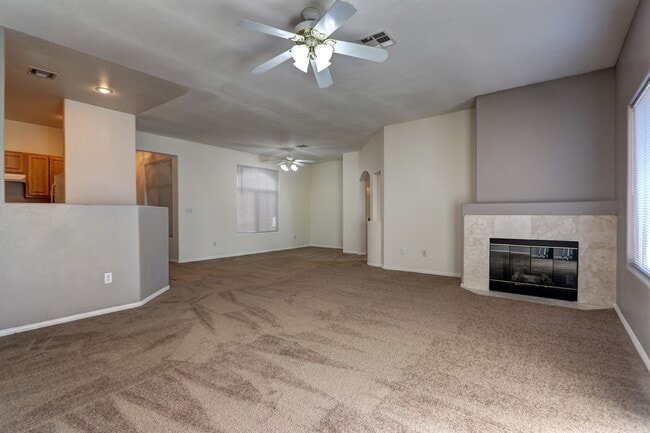 Building Photo - 3555 Meridale Dr
