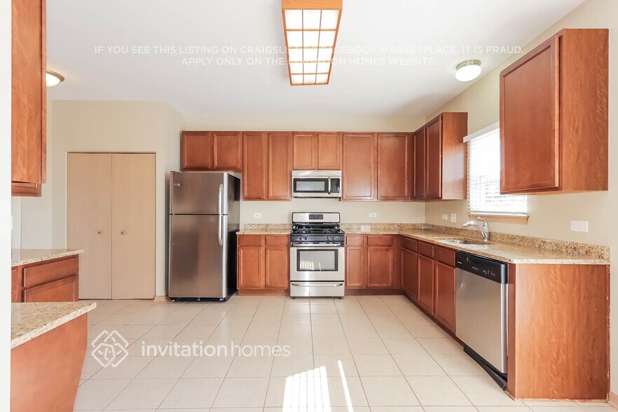 Building Photo - 322 Clarewood Cir