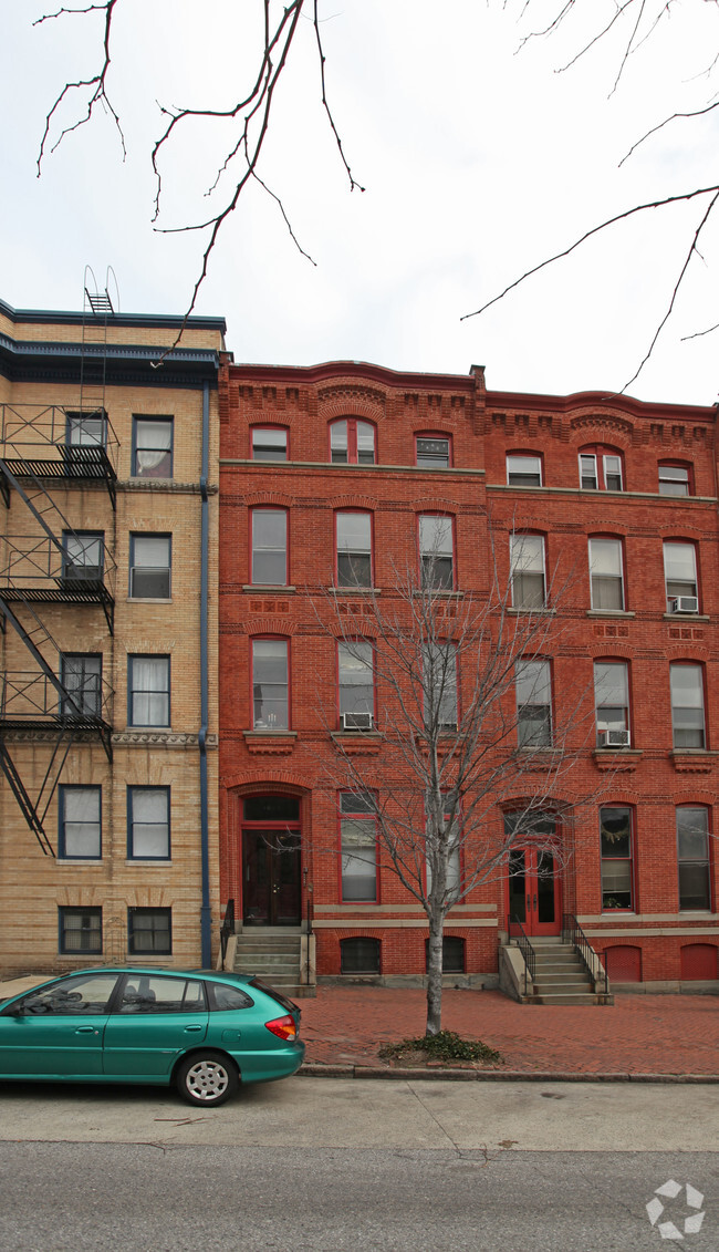 Building Photo - 1623 Park Avenue