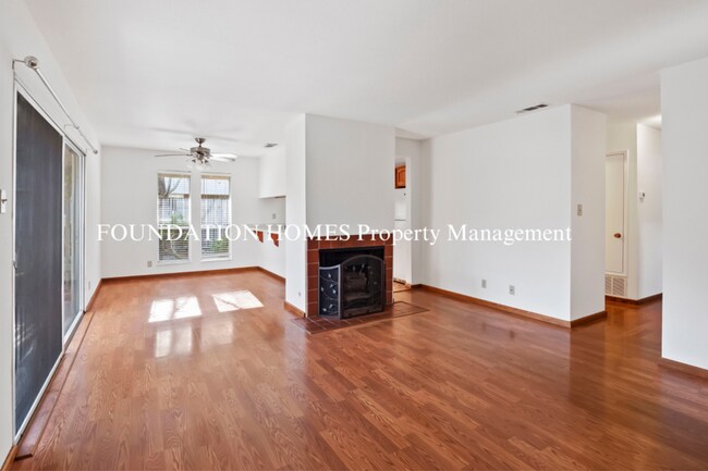 Building Photo - 158 Roundtree Blvd