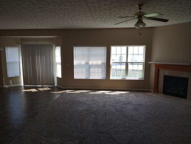 Building Photo - Your Next home is on a quiet cul-de-sac in Beavercreek!