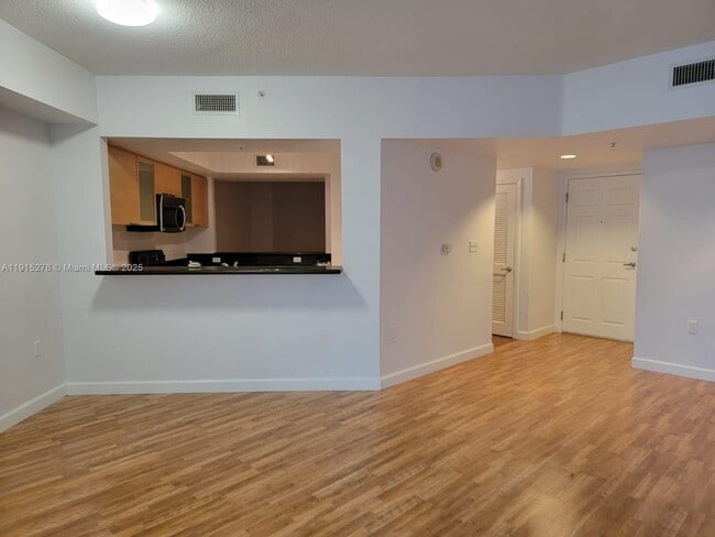 Building Photo - 140 S Dixie Hwy