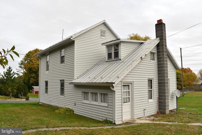 Building Photo - 9518 Circle Dr