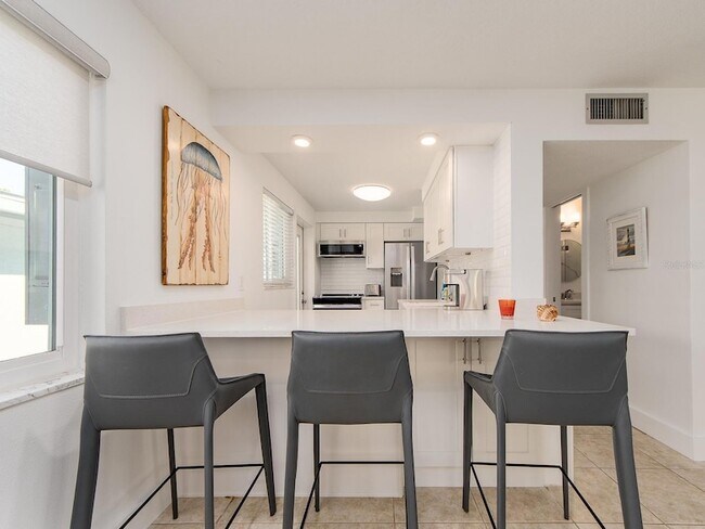 Building Photo - 241 Skiff Point